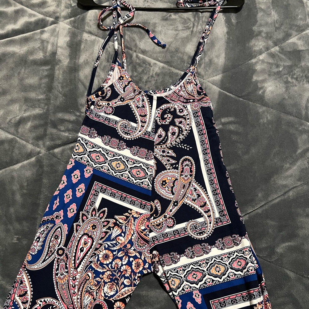 Fashion nova jumpsuit (overall style)